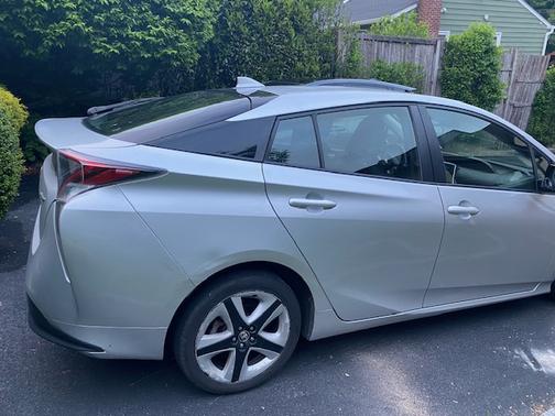 2016 Toyota Prius Four Touring