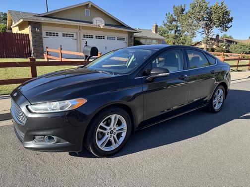 2015 Ford Fusion SE