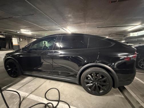 Black 2019 Tesla Model X Long Range