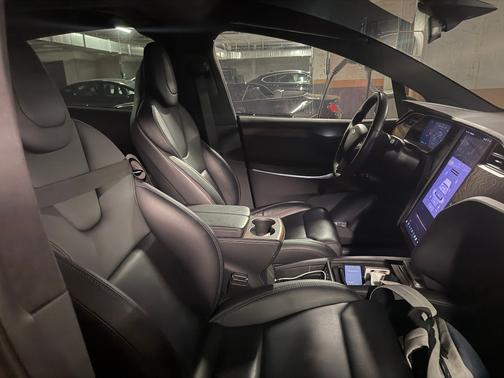 Black 2019 Tesla Model X Long Range