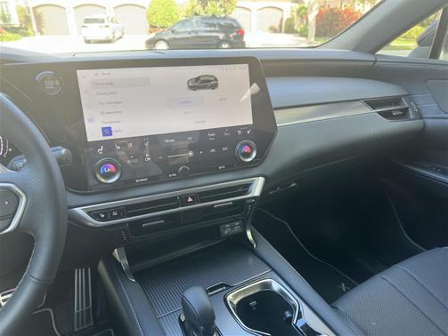 2024 Lexus RX 350 F SPORT Handling