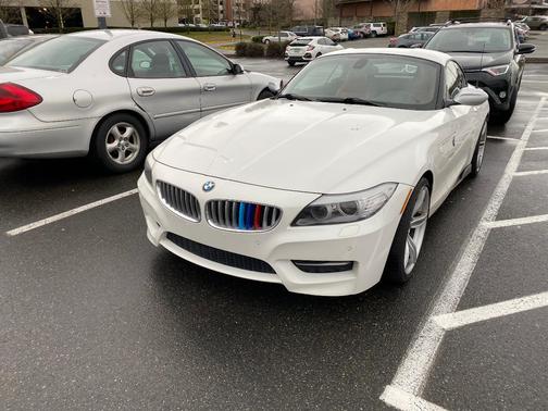 White 2013 BMW Z4 sDrive35is