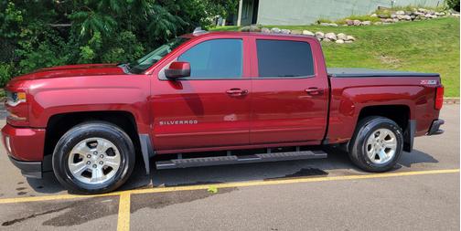 2017 Chevrolet Silverado 1500 2LT