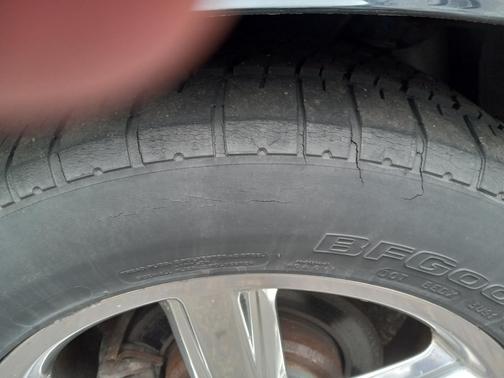 Black 2003 Mercury Marauder Base