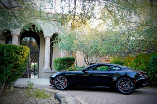 2024 Aston Martin DB12 Base