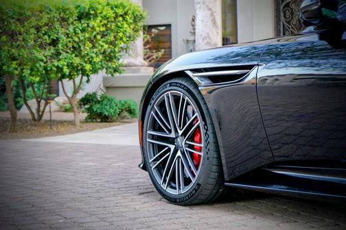 2024 Aston Martin DB12 Base