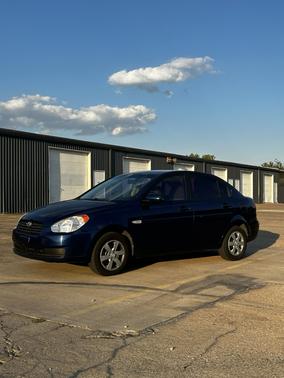 2011 Hyundai Accent GLS