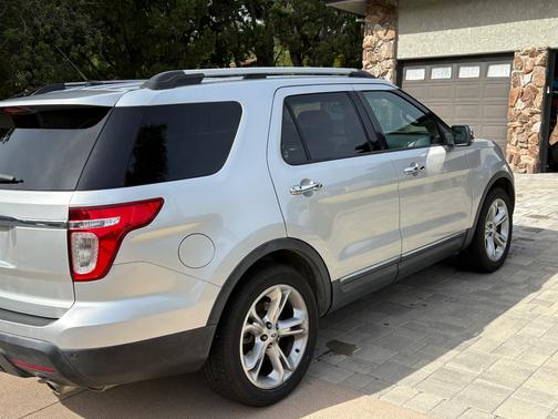 2012 Ford Explorer XLT