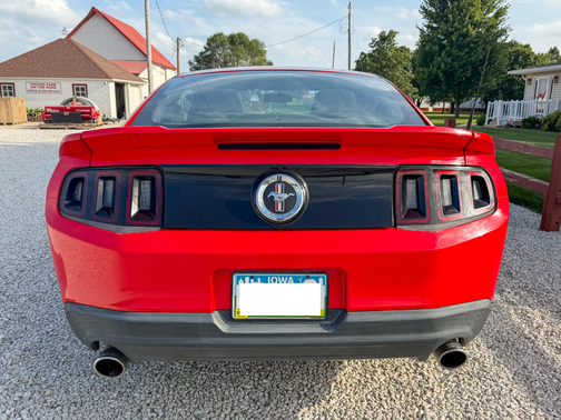 Red 2011 Ford Mustang V6