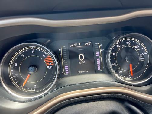 Silver 2018 Jeep Cherokee Latitude