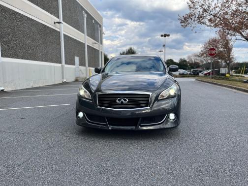 2011 INFINITI M56 Base