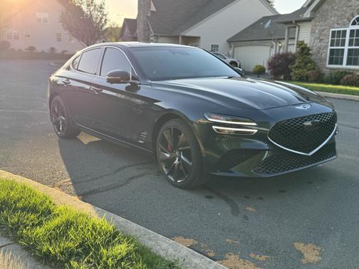 2022 Genesis G70 3.3T