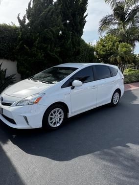 2012 Toyota Prius v Three