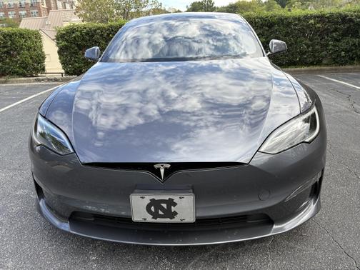 2022 Tesla Model S Long Range