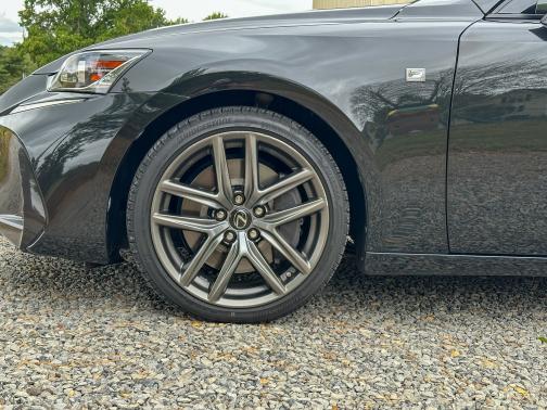 2017 Lexus IS 200t F SPORT