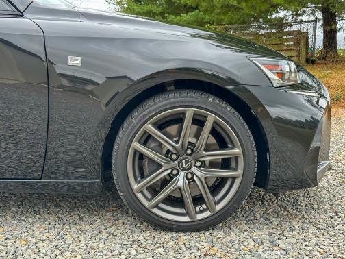 2017 Lexus IS 200t F SPORT