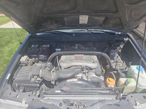 2001 Suzuki XL7 Base