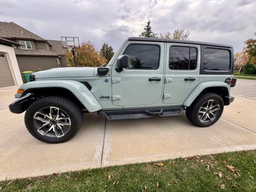 2024 Jeep Wrangler 4xe Sport S