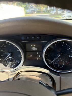 Black 2011 Mercedes-Benz M-Class ML 350