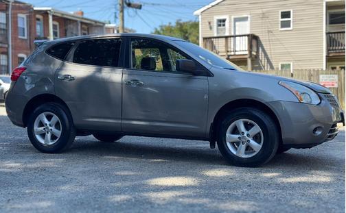 Gray 2010 Nissan Rogue S