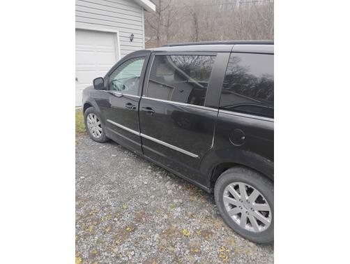 2012 Chrysler Town & Country Touring-L