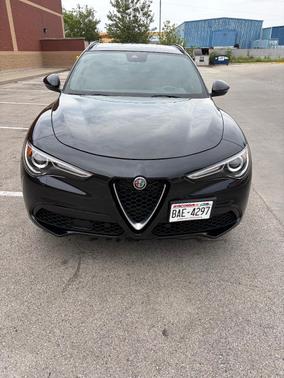 Black 2022 Alfa Romeo Stelvio Ti