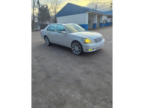 White 2005 Lexus LS 430 Base