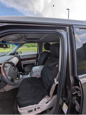 Gray 2011 Ford Flex Limited