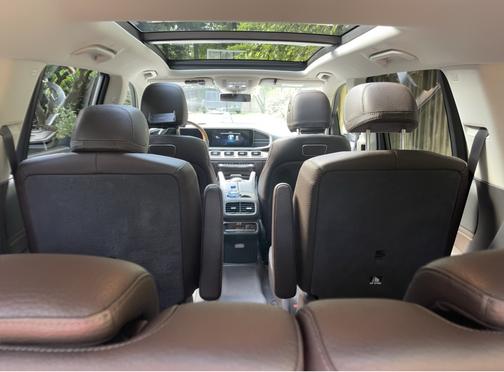 Photo 6 of 6 of 2020 Mercedes-Benz GLS 450 Base 4MATIC