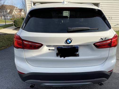Photo 5 of 9 of 2018 BMW X1 xDrive28i