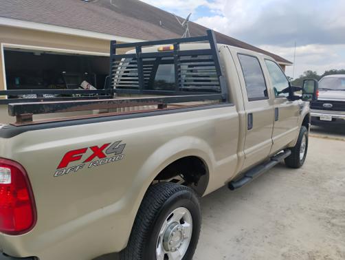 2010 Ford F-250 XLT Super Duty Crew Cab