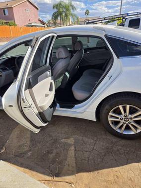 White 2015 Hyundai SONATA SE