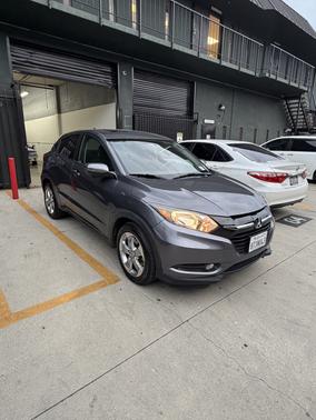Gray 2017 Honda HR-V EX