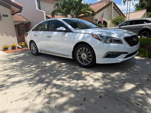 White 2015 Hyundai SONATA Limited