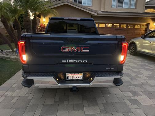 2022 GMC Sierra 1500 SLT