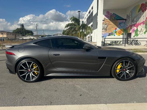 2017 Jaguar F-TYPE SVR