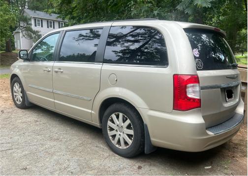 2013 Chrysler Town & Country Touring