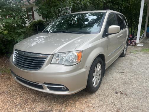 2013 Chrysler Town & Country Touring