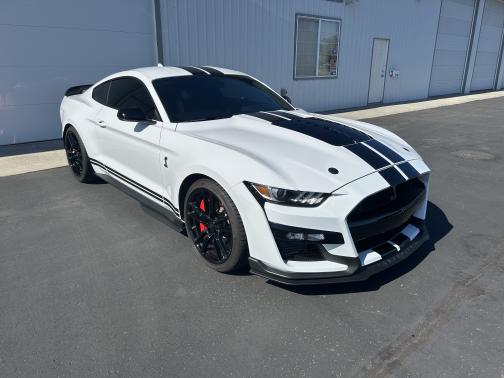 2020 Ford Shelby GT500 Base