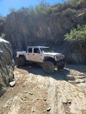White 2021 Jeep Gladiator Rubicon