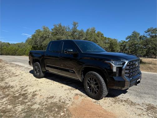 2022 Toyota Tundra Platinum