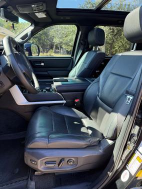 2022 Toyota Tundra Platinum