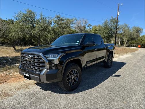 2022 Toyota Tundra Platinum