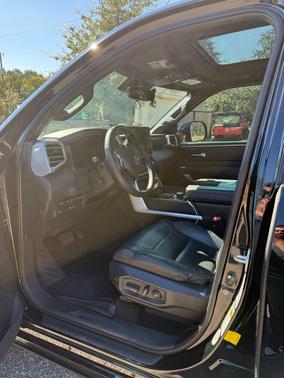 2022 Toyota Tundra Platinum