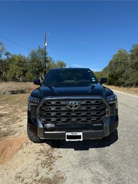 2022 Toyota Tundra Platinum