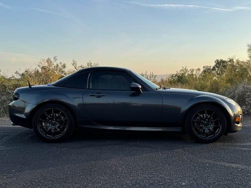 Gray 2015 Mazda MX-5 Miata Grand Touring