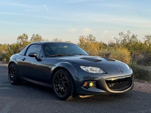 Gray 2015 Mazda MX-5 Miata Grand Touring