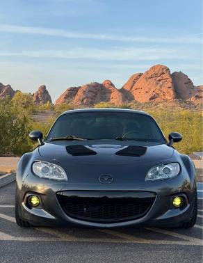Gray 2015 Mazda MX-5 Miata Grand Touring