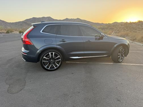 Blue 2021 Volvo XC60 T6 Inscription