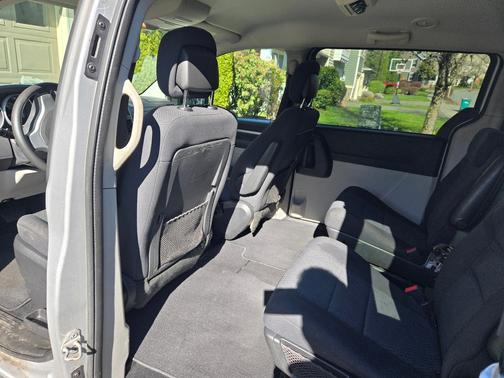 2010 Dodge Grand Caravan SE